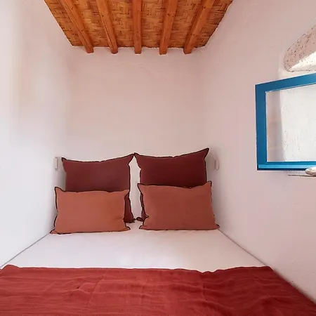 View 3* Кимолос